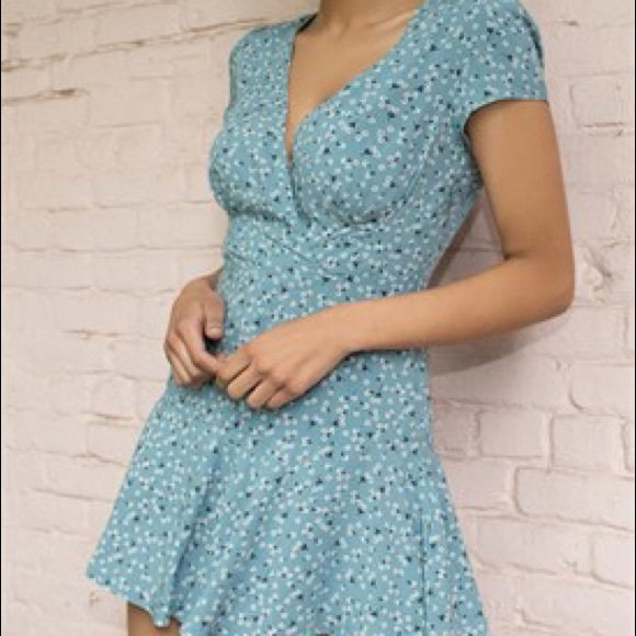 NWOT blue floral romper - Picture 1 of 6